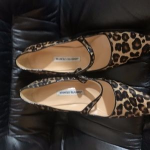 Manolo Blanhnik heel shoe